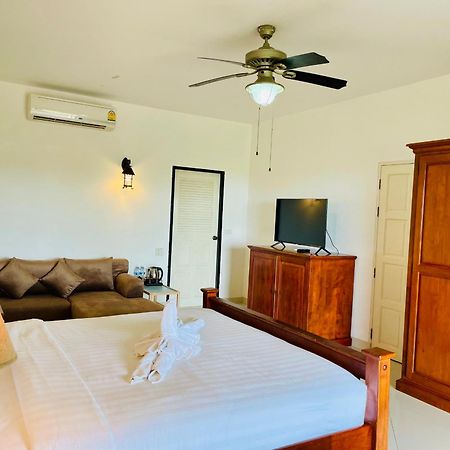Boomerang Village Resort Kata מראה חיצוני תמונה